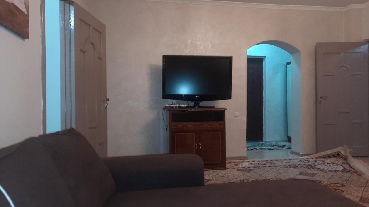 Apartment Shevchenko Panfilova Almaty Eksteriør bilde